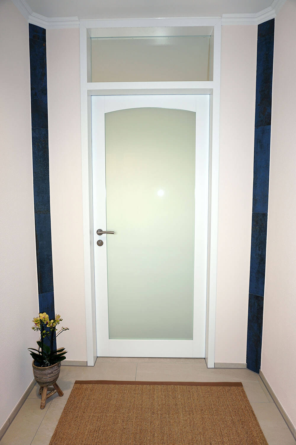 advokatur-villoz-ueber-mich-raeumlichkeiten-eingangstuere